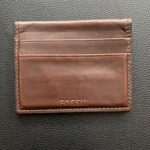 Fossil magnetic wallet